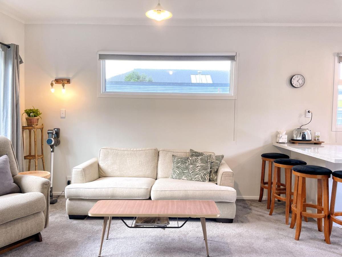 Cozy N Comfortable,5 Mins To Airport Villa Wellington Exteriör bild