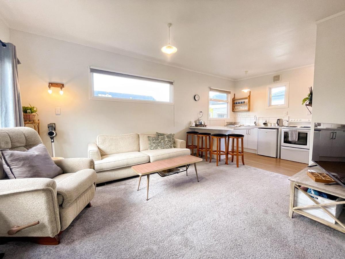 Cozy N Comfortable,5 Mins To Airport Villa Wellington Exteriör bild